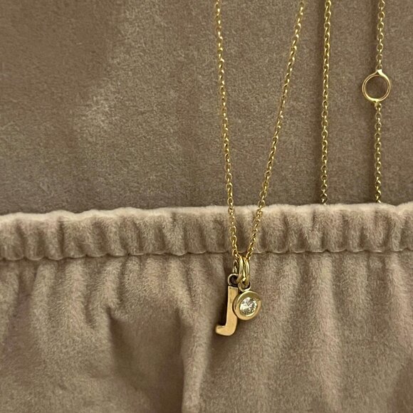 BNWT 14k Solid Yellow Gold Initial J Necklace with Lab Grown Diamond - Picture 9 of 16